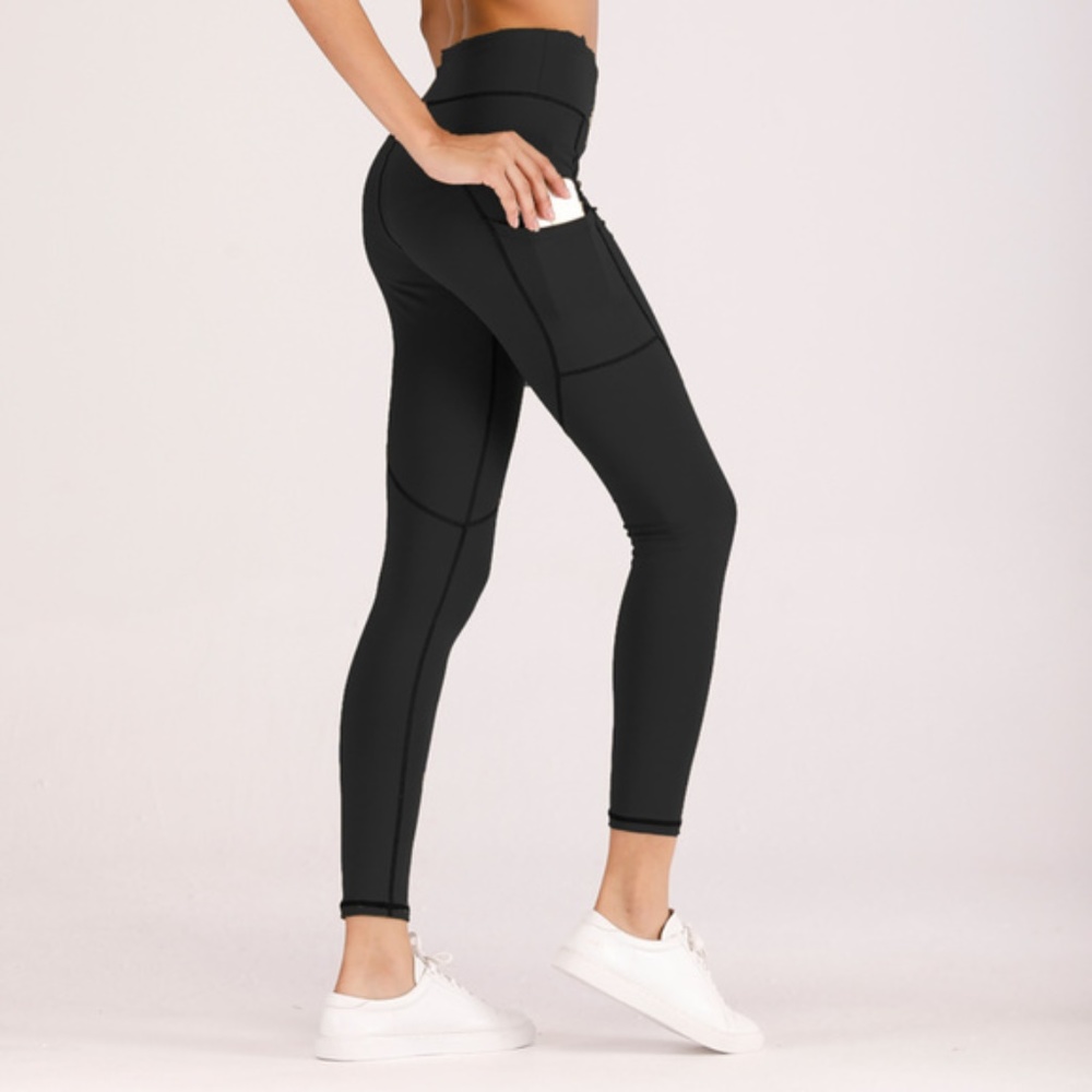 BRAND NEW! High Waist Black Leggins with Pockets